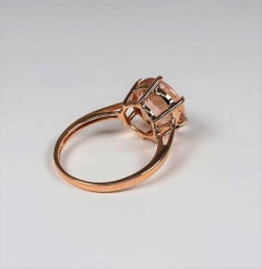 Anello con Morganite in oro rosa da 4,75 carati