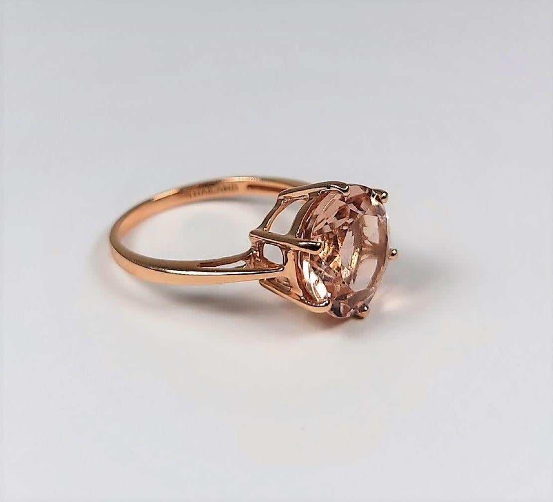 Round Cut Rose Gold 4.75 Carat Morganite Ring For Sale