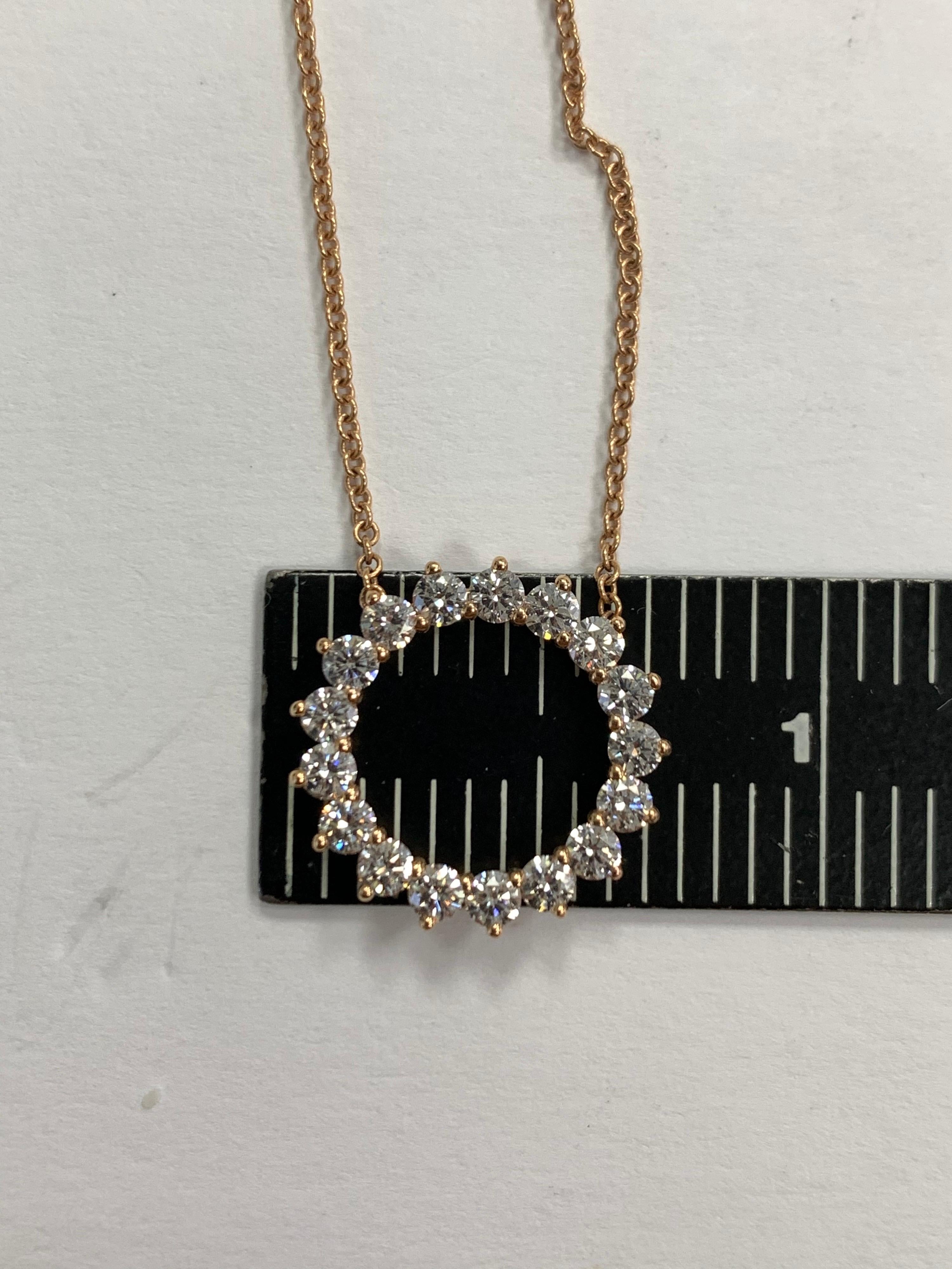 Pendentif moderne en or rose avec diamants ronds brillants incolores naturels de 0,93 carat Pour femmes en vente