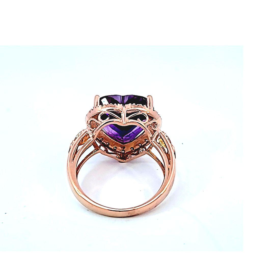 Rose Gold Amethyst Diamond Ring In Good Condition In Dallas, TX