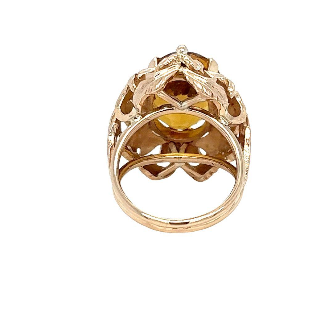 Rose gold and citrine oval cocktail ring with leaf detail In Good Condition For Sale In Coral Gables, FL