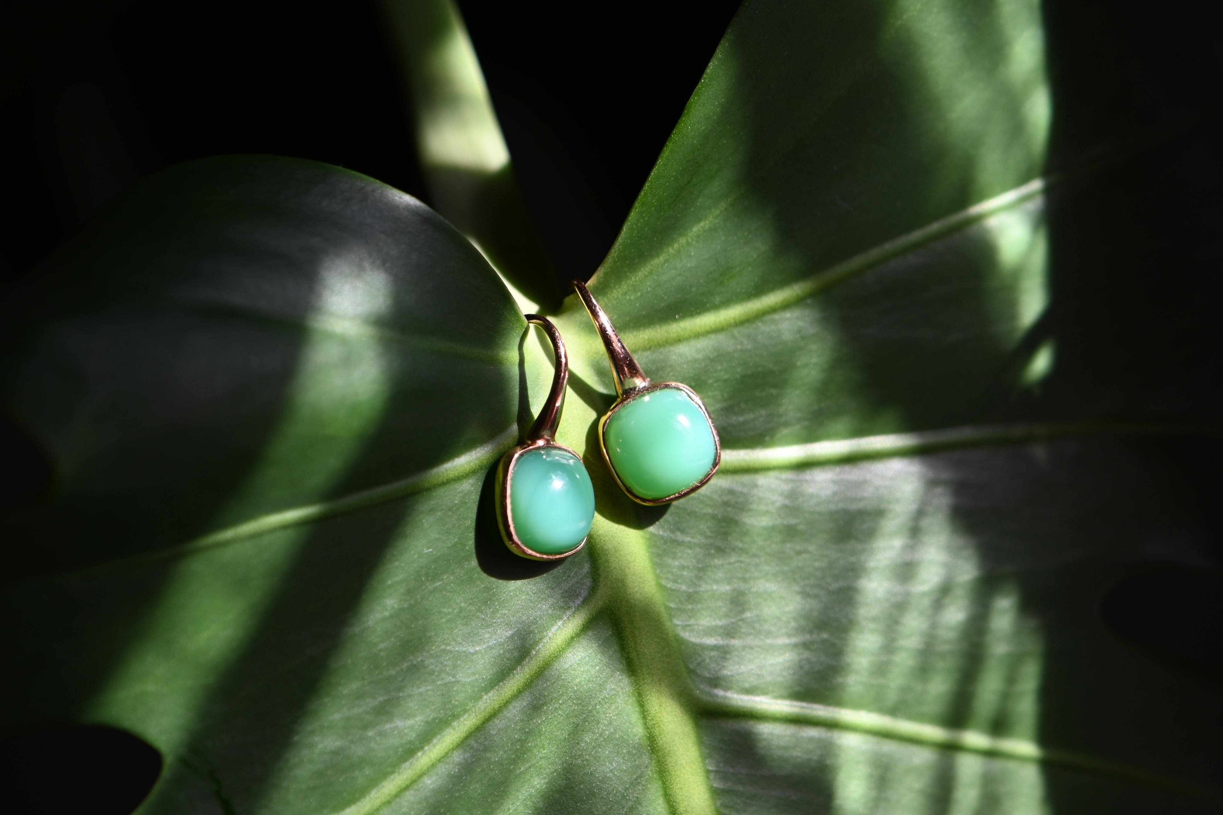 Rose Gold and Crisoprasio Earrings For Sale 3