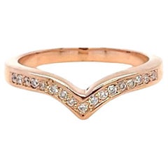Anillo en V de Oro Rosa y Diamantes