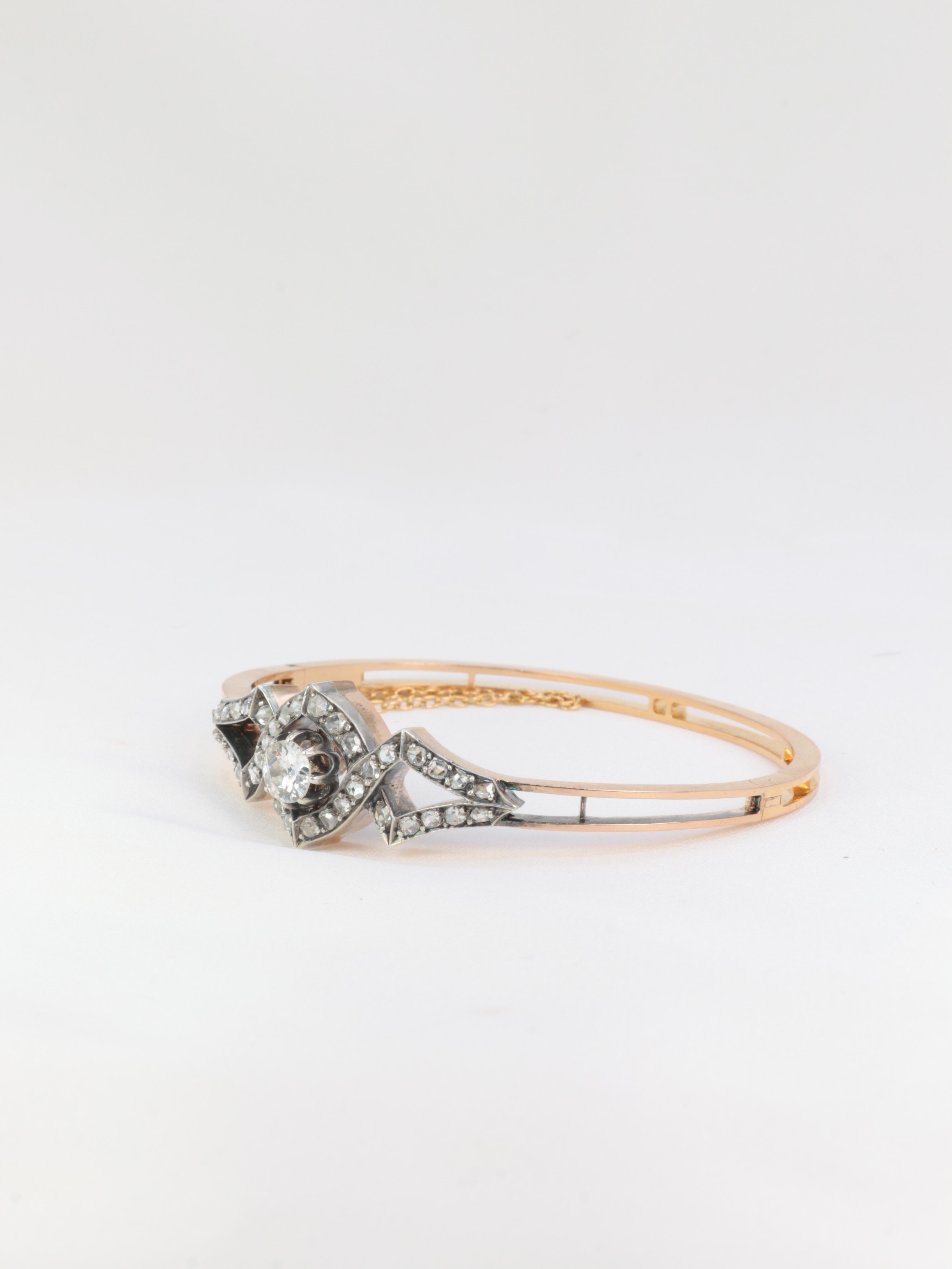 Rose Gold Antique Bangle Bracelet Set with Old Mine Cut Diamonds, Late 19th C. For Sale 7