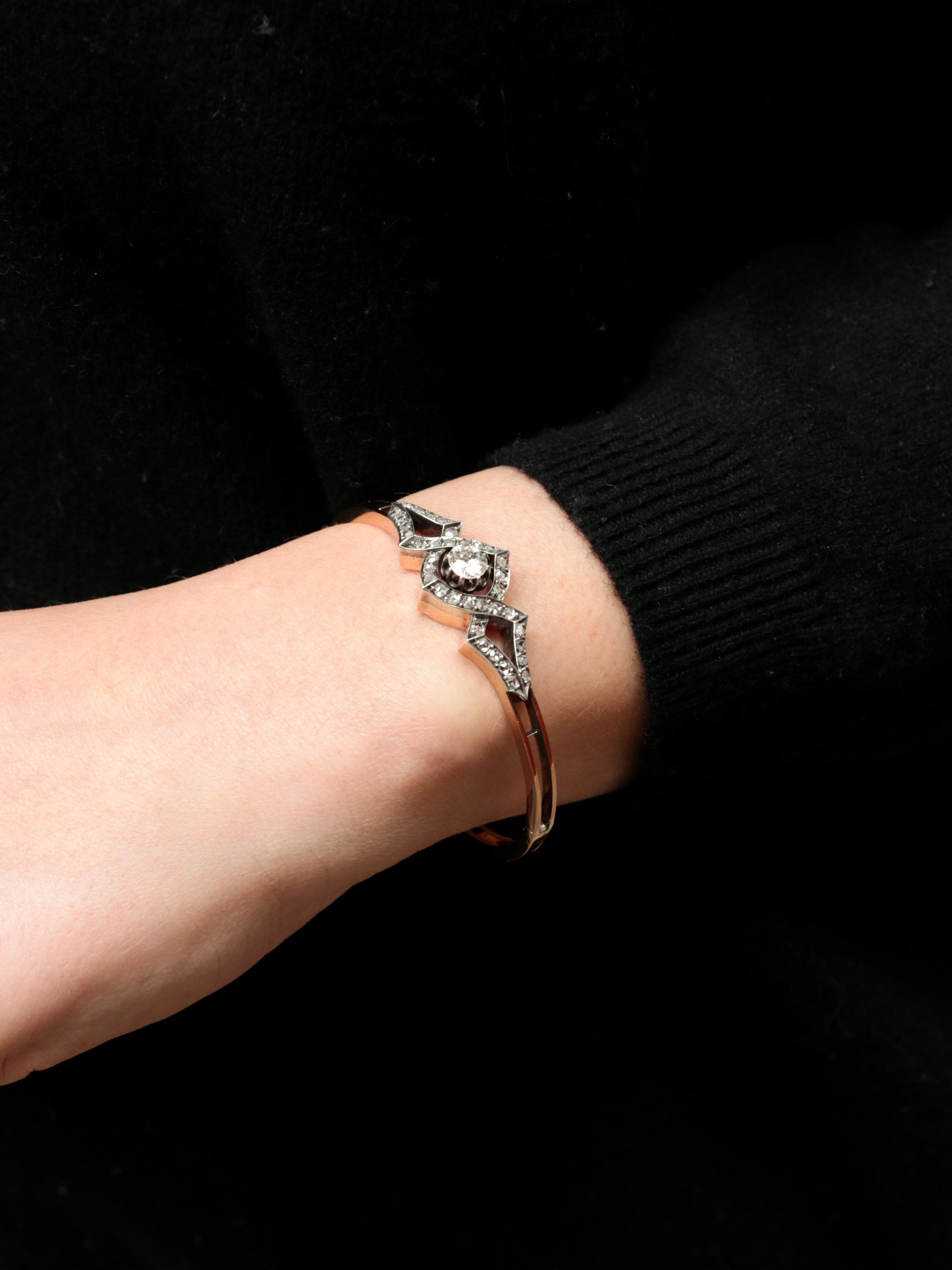 Bracelet en or rose serti de diamants de taille ancienne, fin du 19e siècle  Unisexe en vente