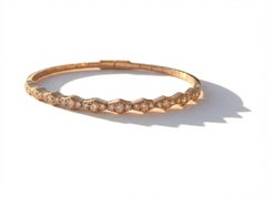 Armspange aus Roségold mit Diamanten im Brillantschliff (0,90 Karat)