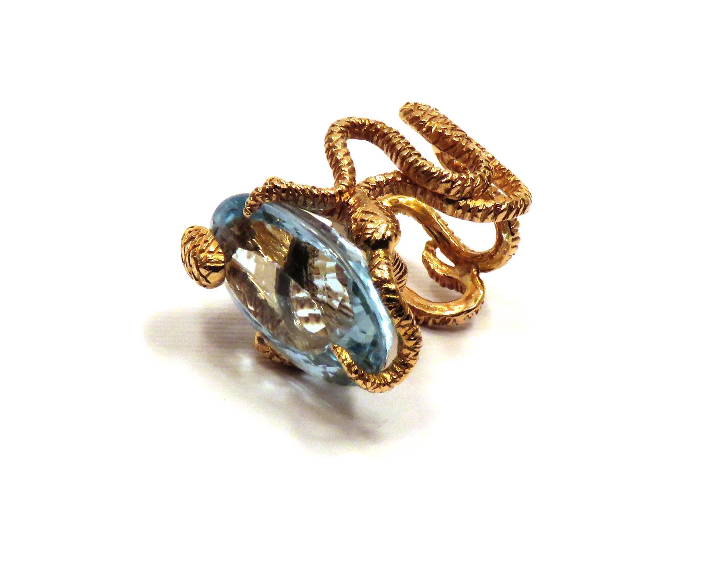 Rose Gold Blue Topaz Cocktail Statement Ring Handcrafted in Italy Botta Gioielli 2