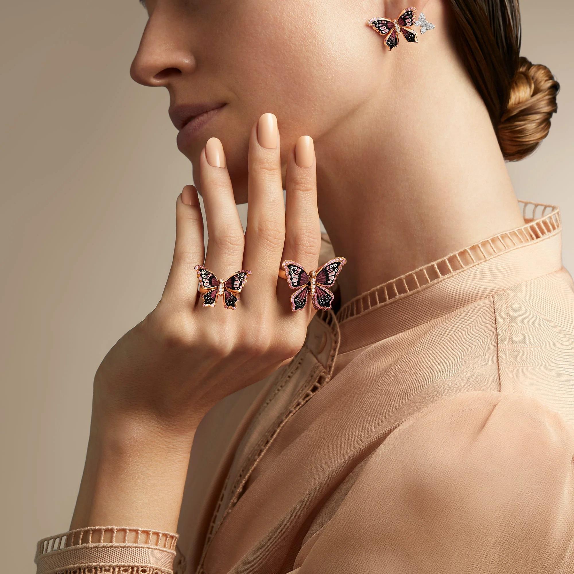 Rose Gold Butterfly Earings with White Diamonds, Pink Sapphires and Micromosaic Contemporáneo en venta