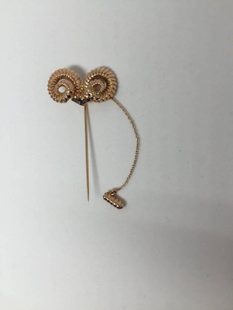 Rose Gold Cleat Collar Pin with Brown Diamonds In Excellent Condition For Sale In Istanbul, TR