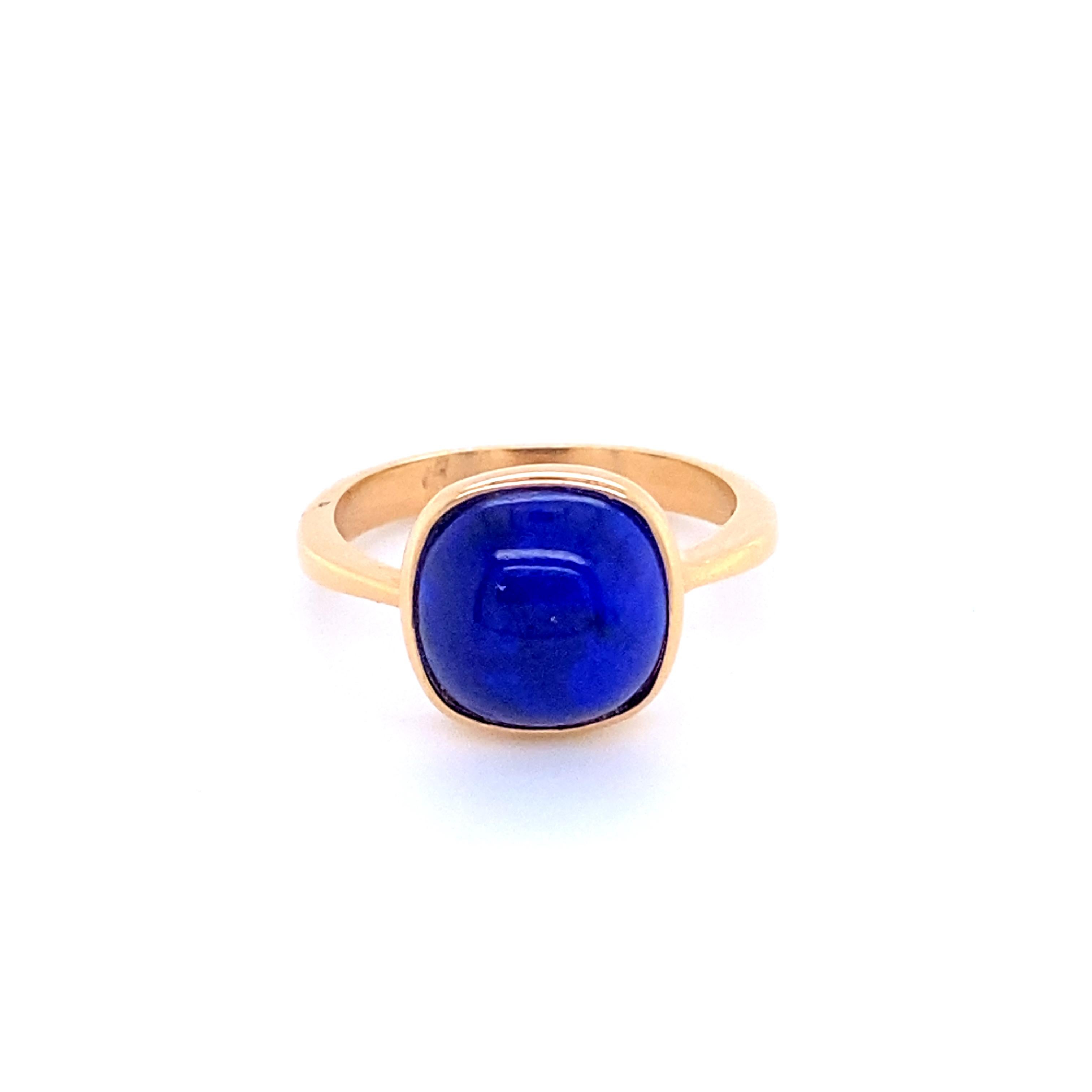 Artisan Bague cocktail en or rose avec cabochon de lapis-lazuli en vente