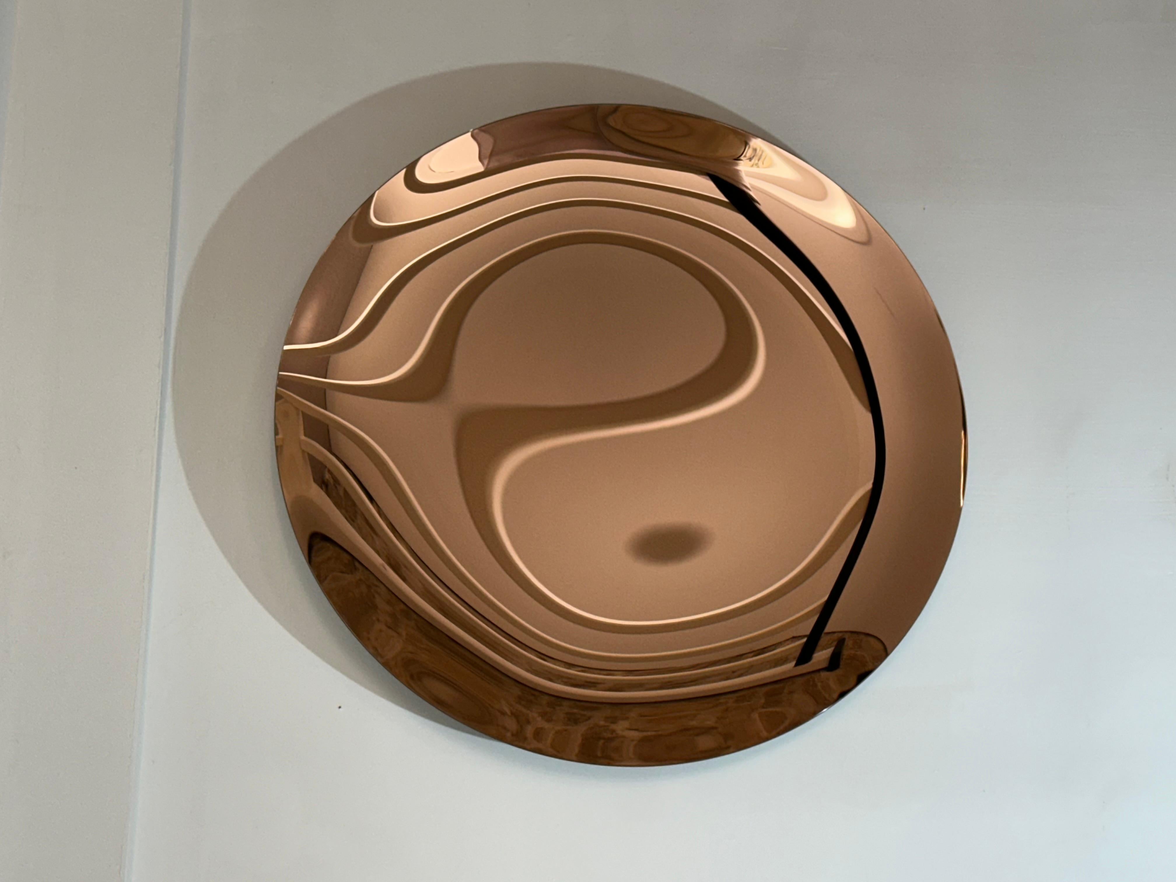 Specchio concavo in oro rosa con diametro di 100 cm/39