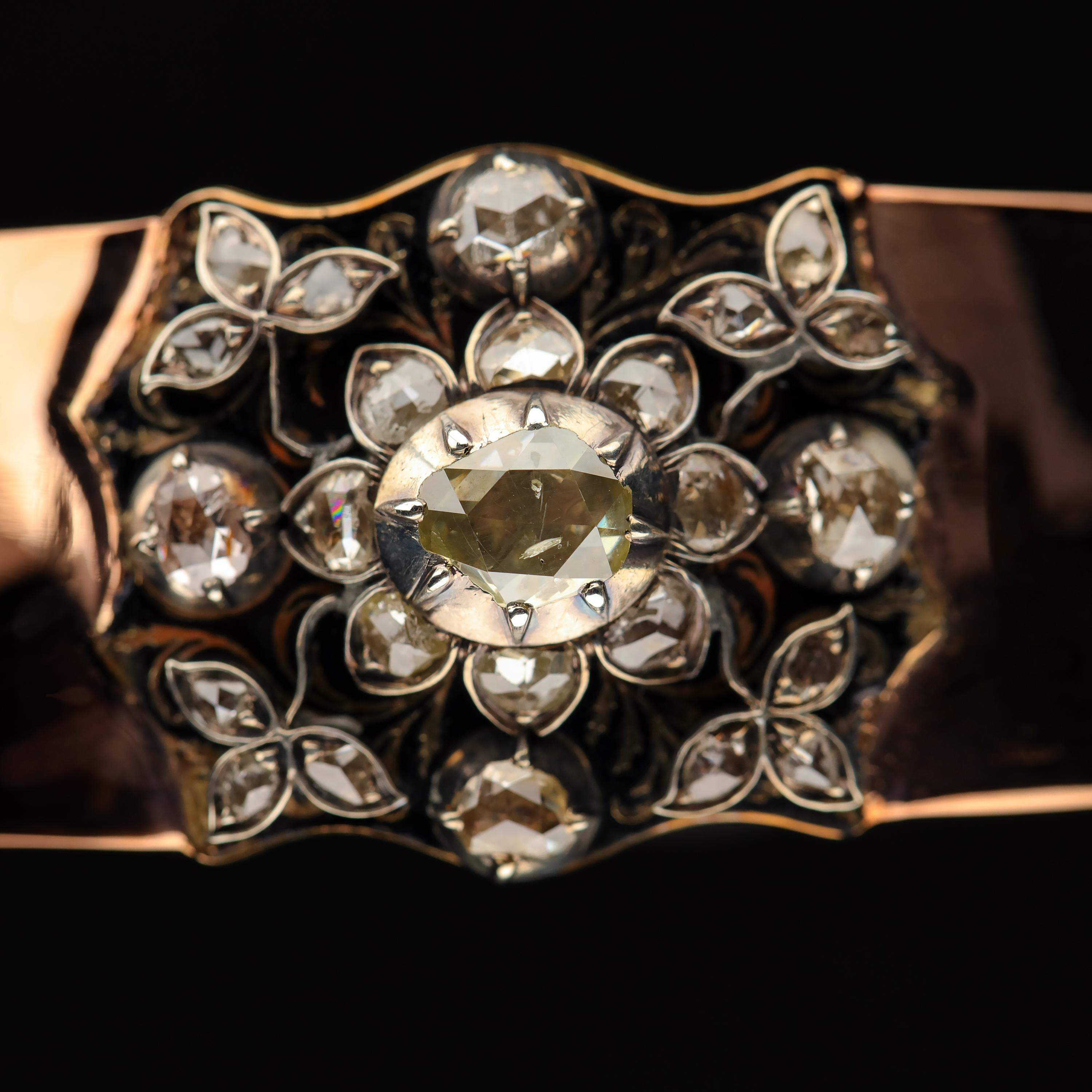 Rose Gold Cuff Bracelet with Rose-Cut Diamond Medalian 1