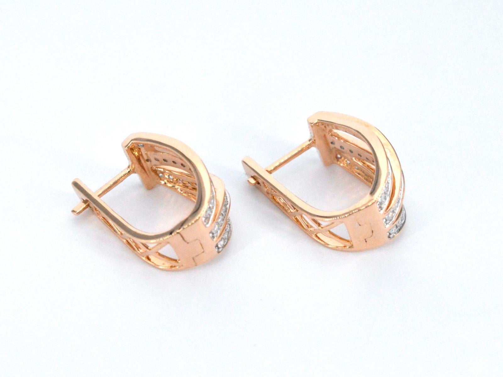 Boucles d'oreilles en or rose avec diamants brillants Pour femmes en vente