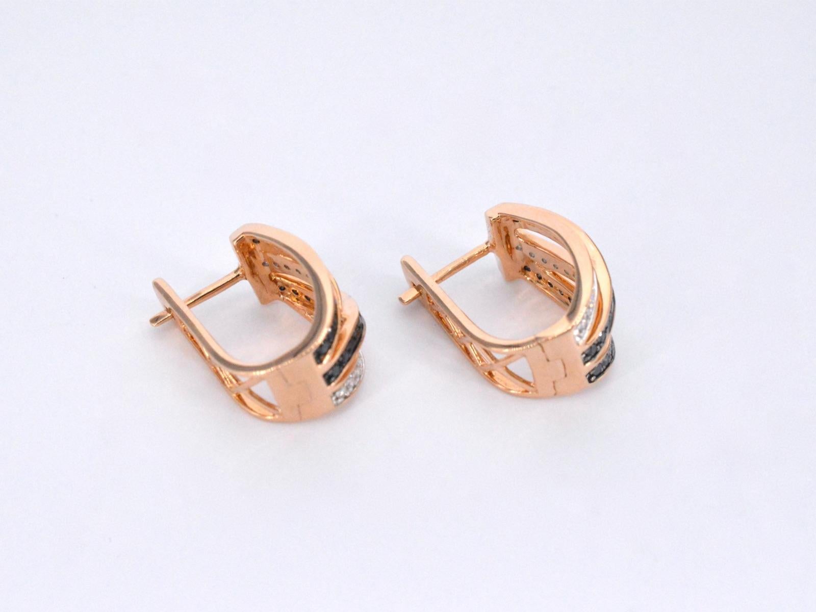 Women's Rose Gold Design Earrings with White and Black Brilliant Diamonds For Sale