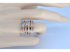 Design-Ring aus 18 Karat Roségold mit Diamanten im Brillantschliff (1,50 Karat), neu