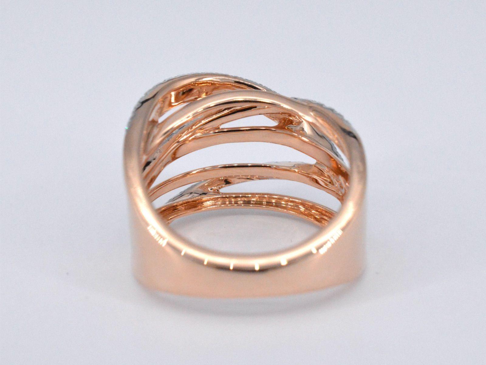 Women's Rose Gold Design Ring with Brilliant Diamonds For Sale