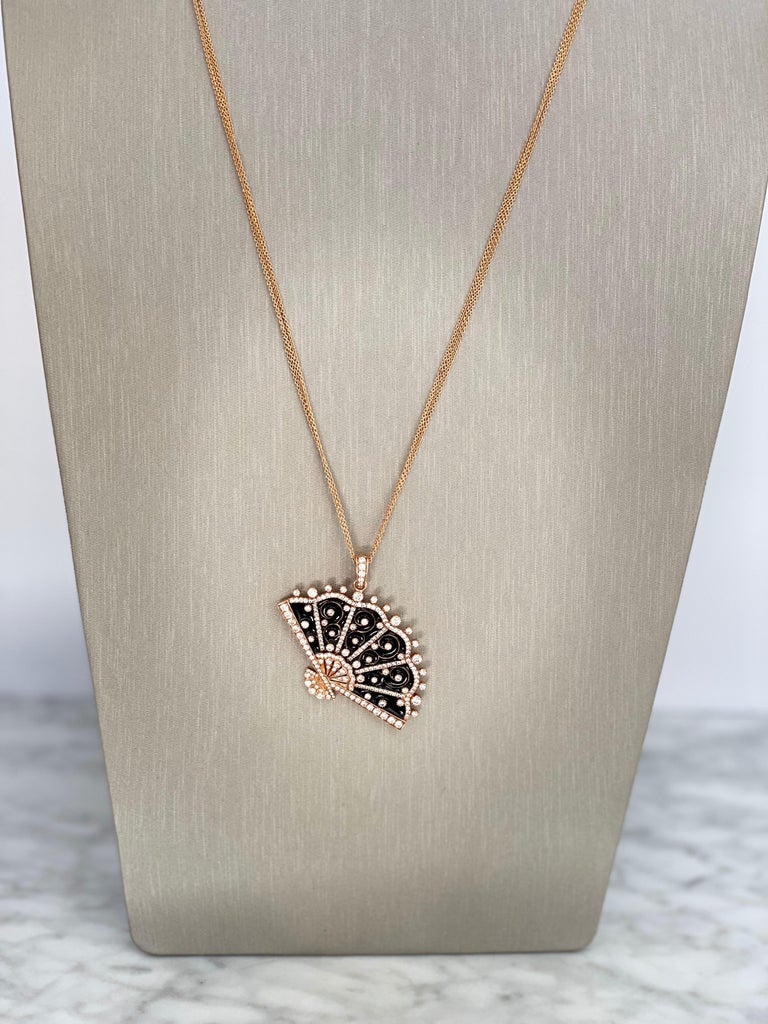 AOCHEE Folding Fan Pendant Necklace | Asian Fan Statement Necklace In 3 Colors, Brass Chain Vintage Jewelry