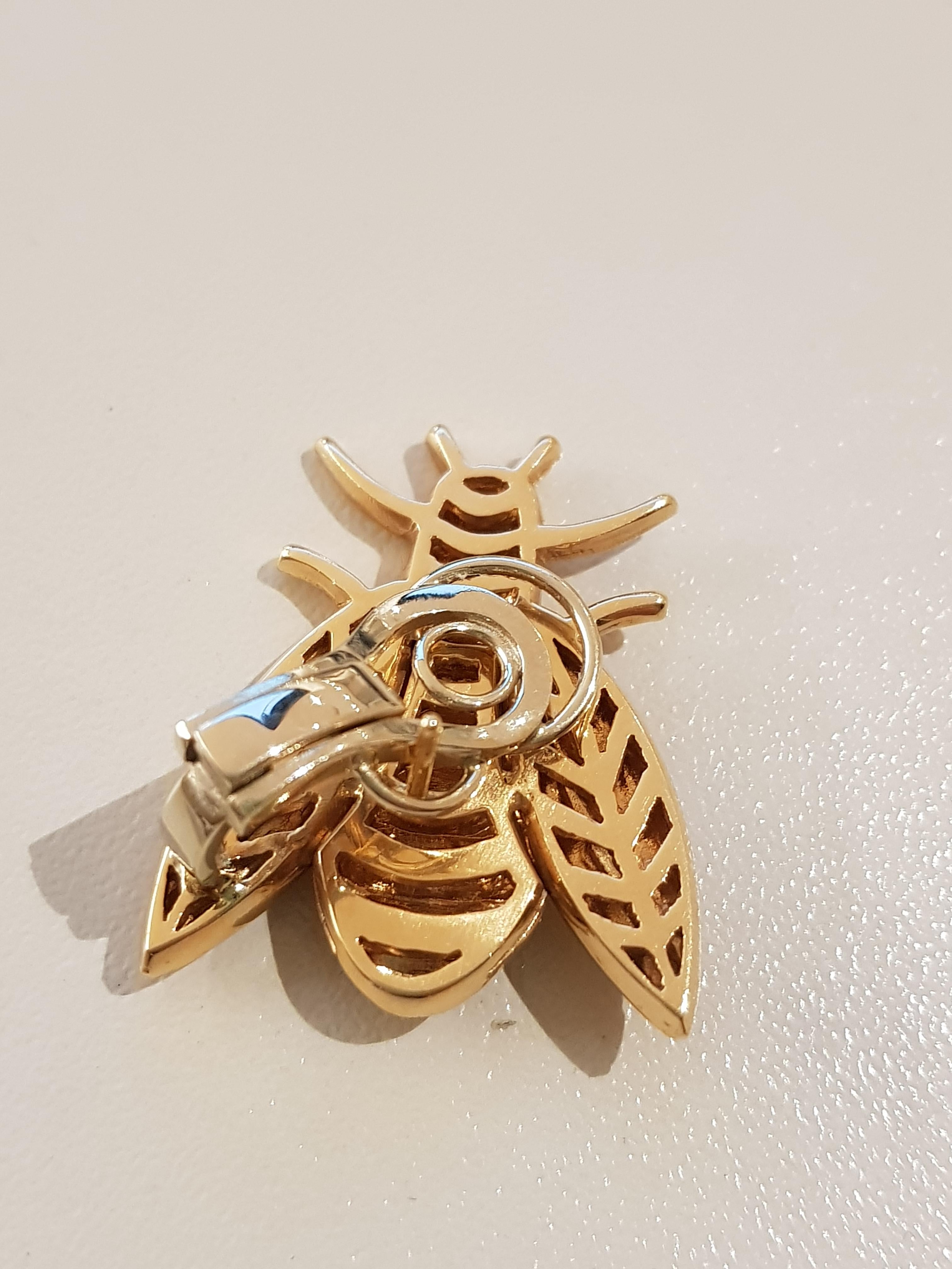 Rose Gold Diamond Bee Stud Earrings For Sale 3