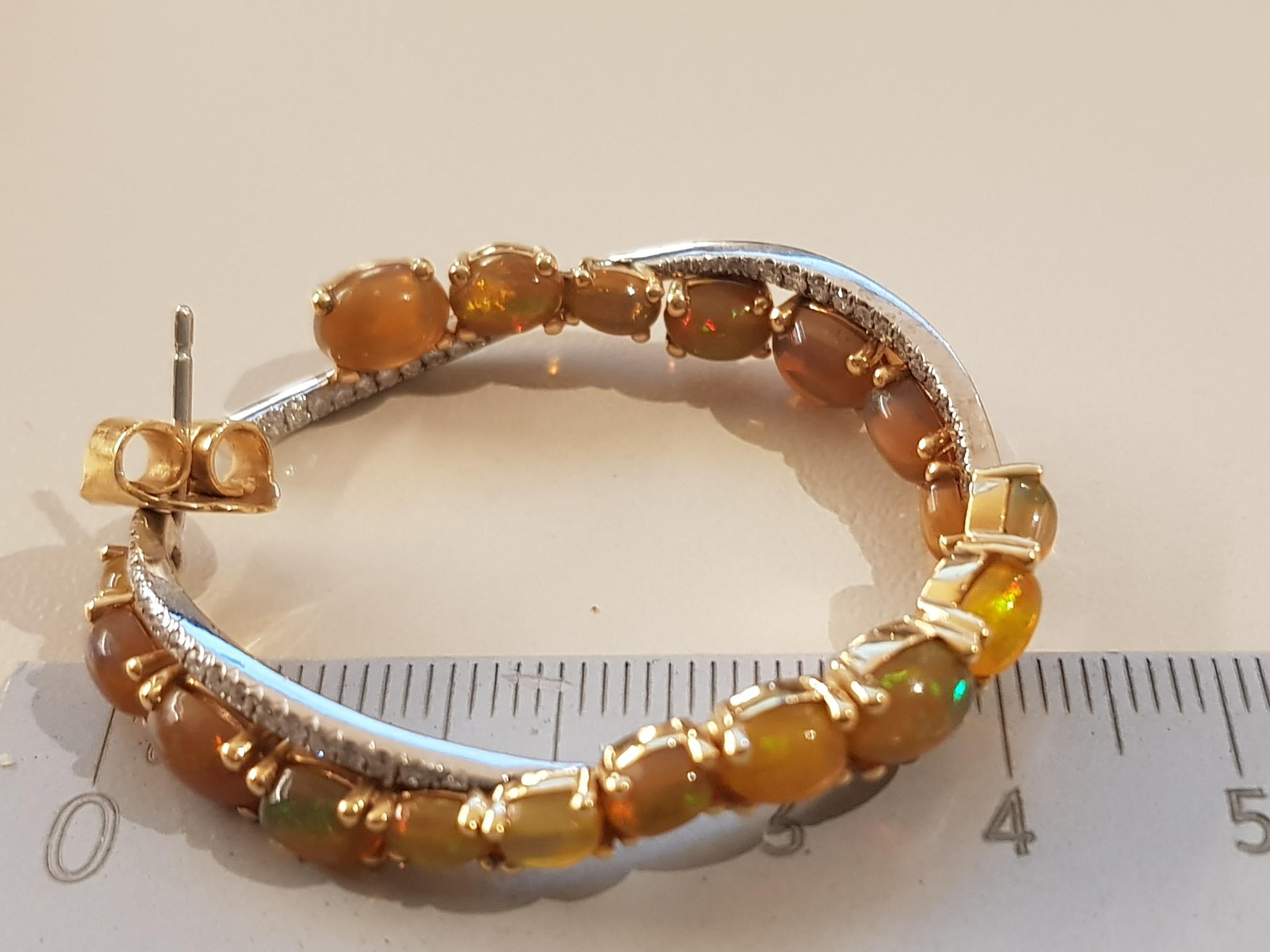 Rose Gold Diamond Cabochon Opal Earrings im Angebot 3