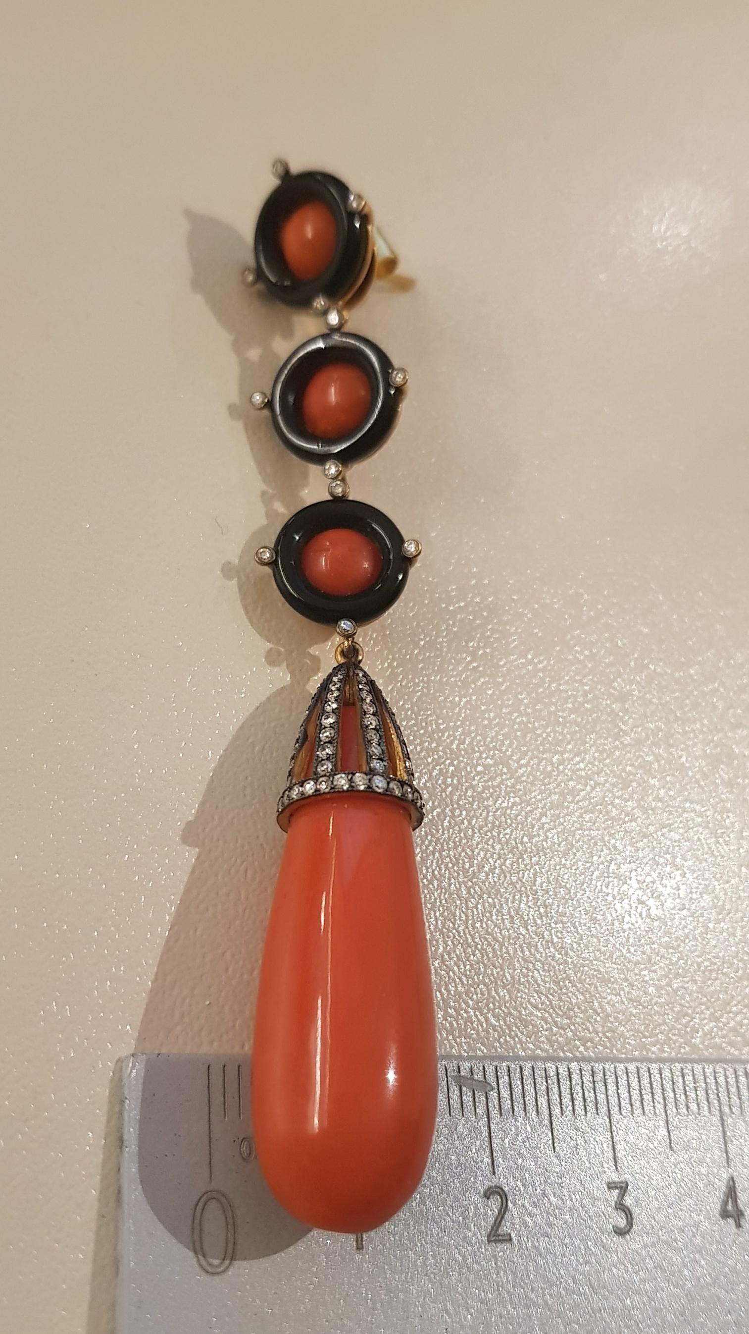 Rose Gold Diamond Coral and Onyx Earrings In New Condition For Sale In Findikli, Beyoglu