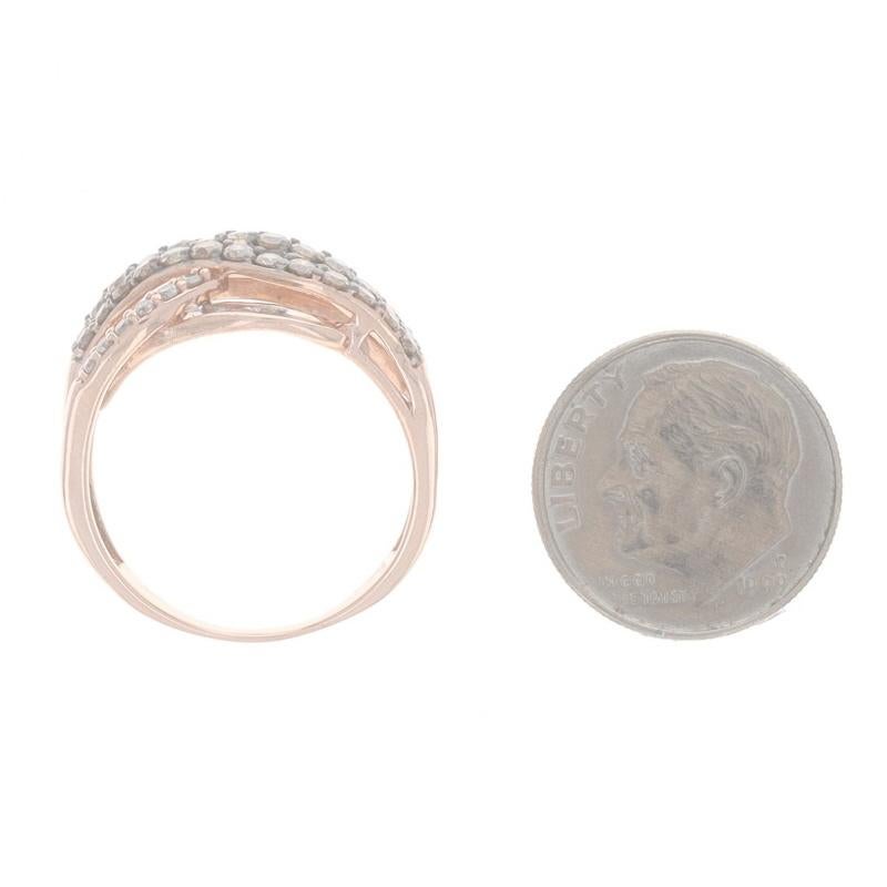 Anello da cocktail con diamanti incrociati in oro rosa 10k Rd e Baguette 1.00ctw in vendita 1