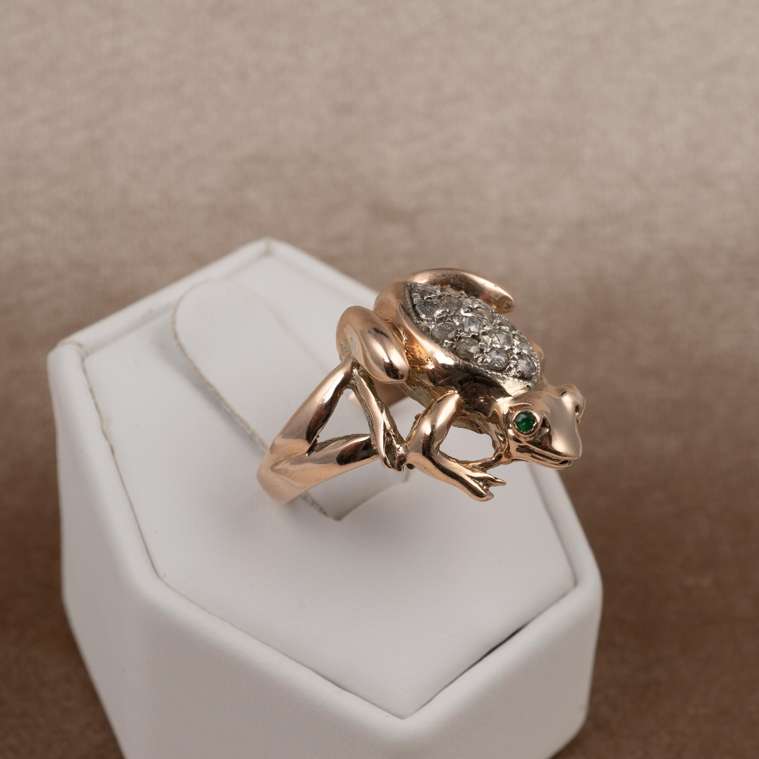 Women's Rose Gold Diamond Emerald Frog Ring Vintage 1970s Fashion Jewelry
