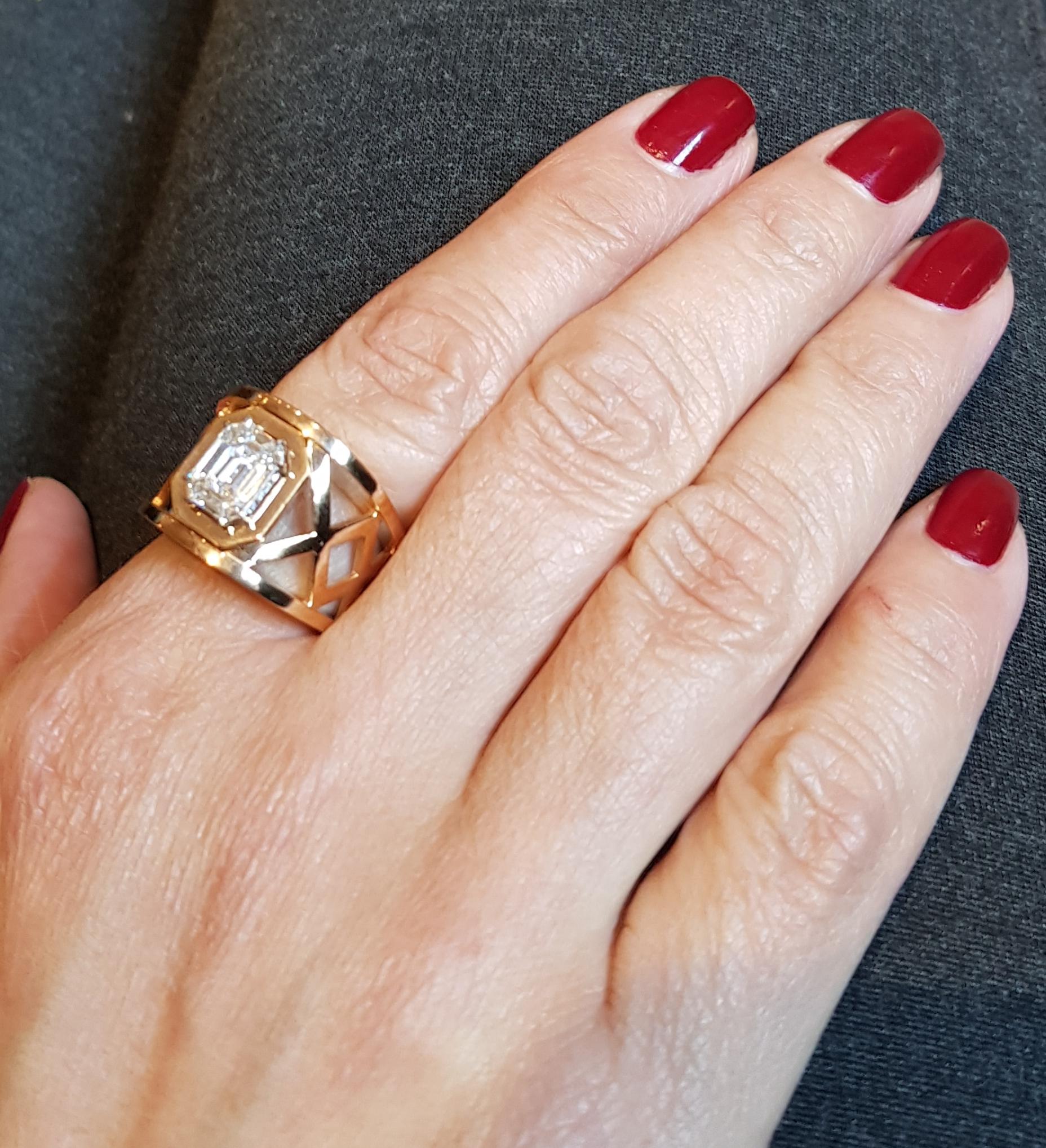 18k Rose Gold Diamond Pie Cut ( 9 pieces)   Emerald Cut Ring
0,74 Carat Diamond Pie Cut
Size:15