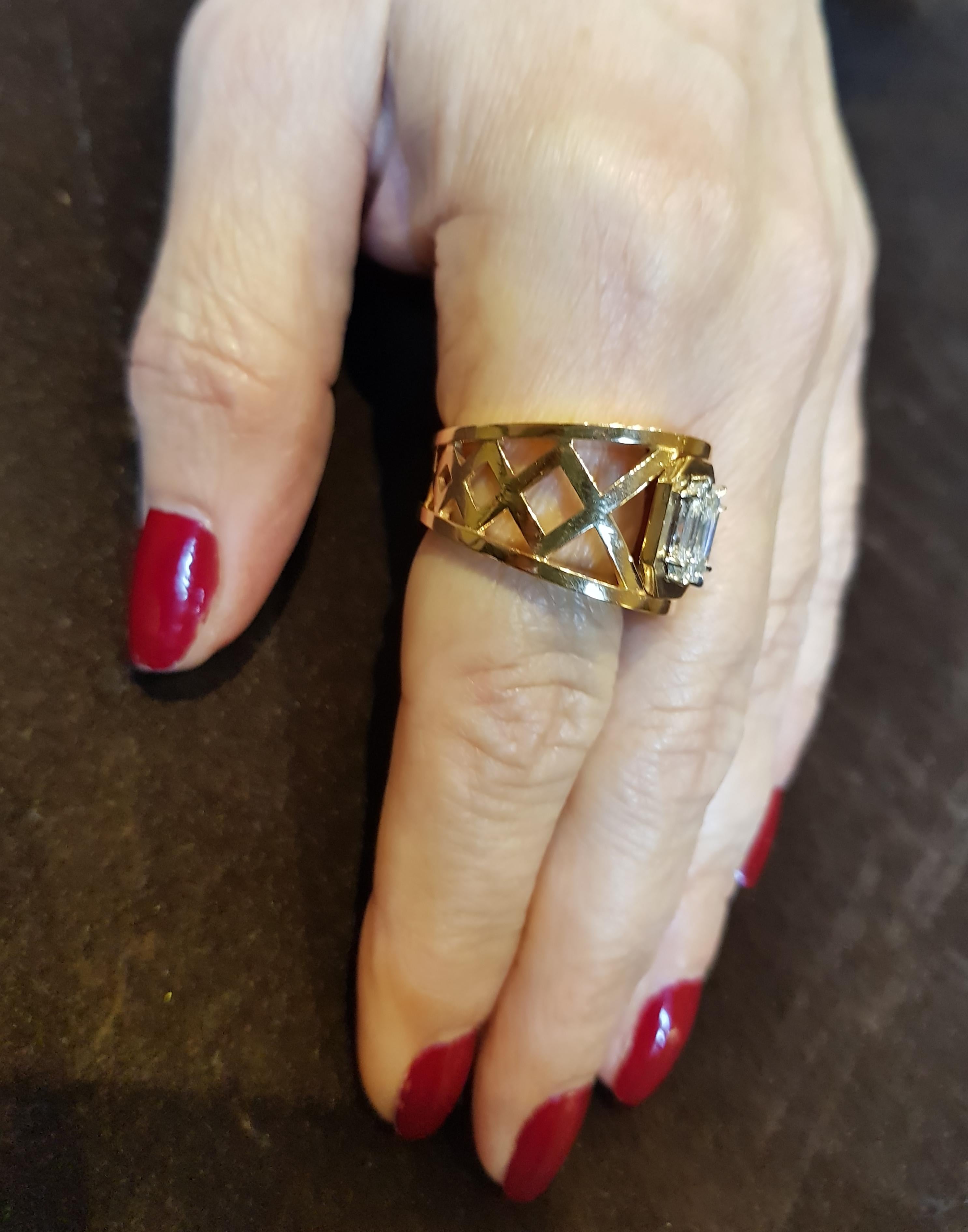 Contemporary Rose Gold Diamond Pie Cut Modern Ring For Sale