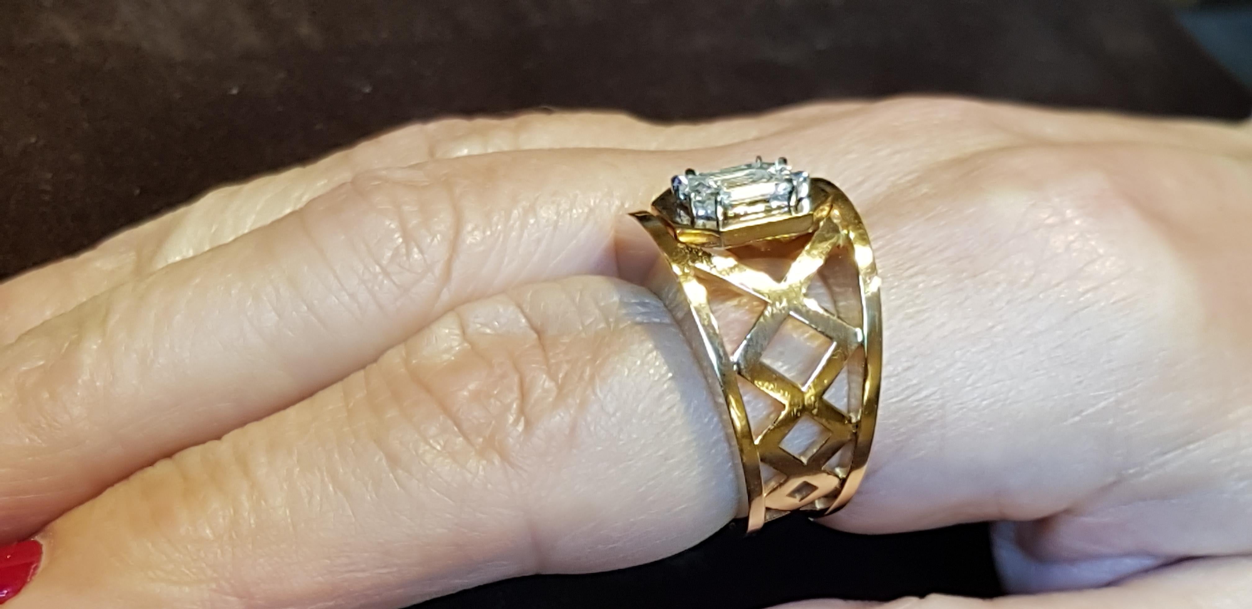 Emerald Cut Rose Gold Diamond Pie Cut Modern Ring For Sale