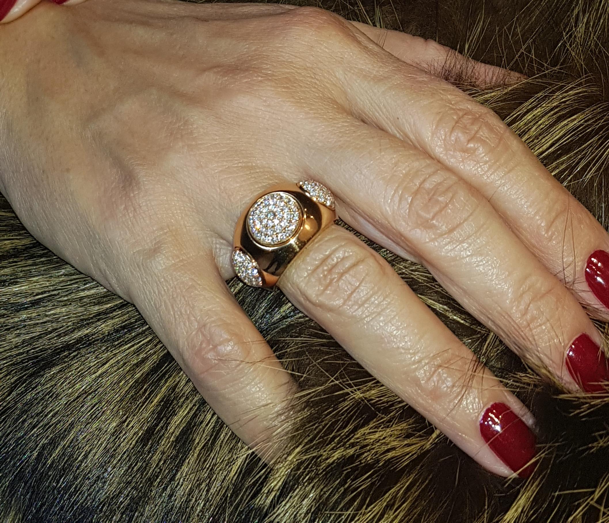 18 Karat Rose Gold 1,41 Carat Diamond Ring

Ring Size :12
