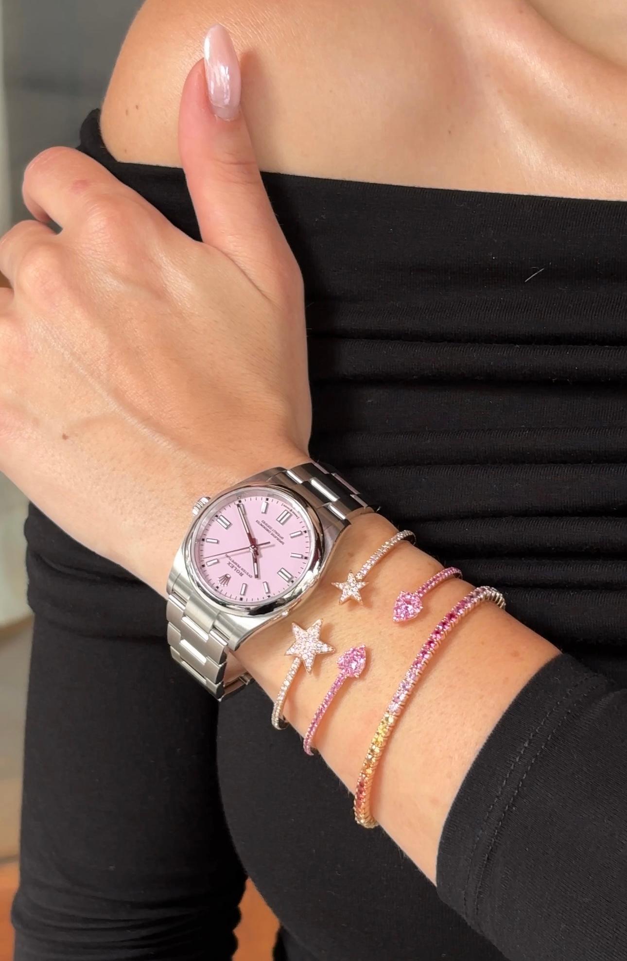 Rose Gold Diamond Star Bracelet In New Condition For Sale In New York, NY