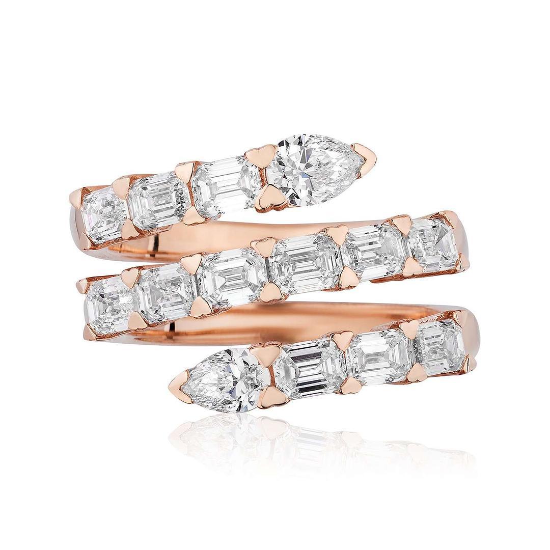 Baguette Cut Rose Gold Diamond Studded Ring For Sale