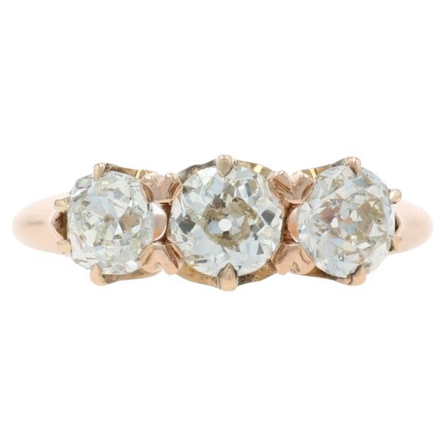 Anello di fidanzamento vittoriano con tre pietre in oro rosa 14k Diamonds Mine 1.50ctw Antique