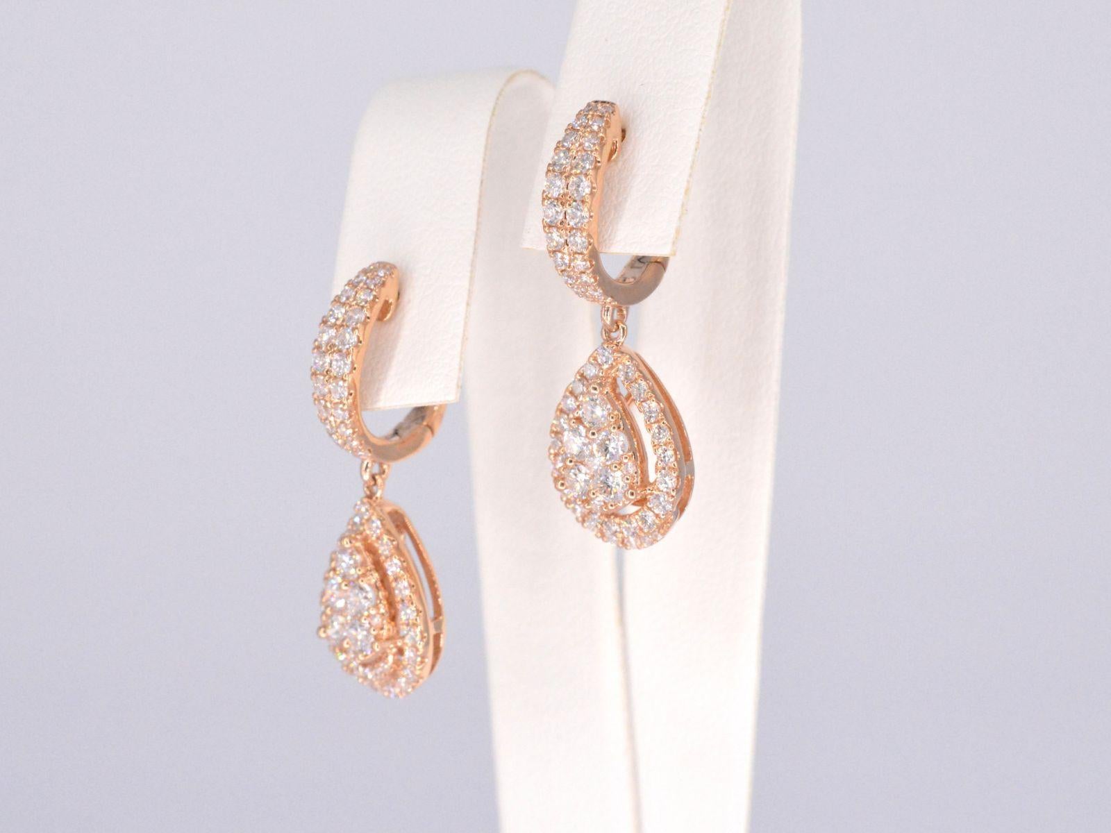 Contemporary Rose gold drop-shaped earrings with brilliant cut diamonds For Sale