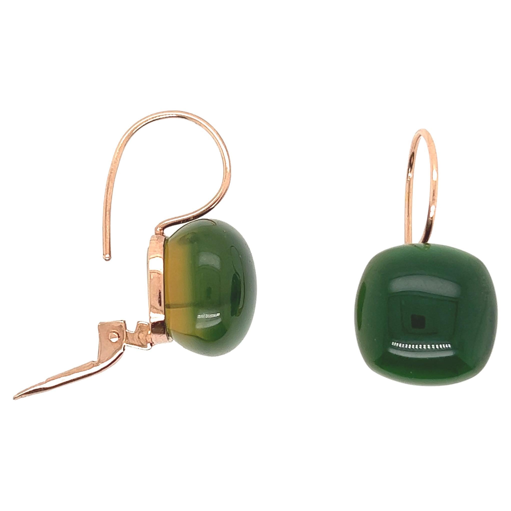 Rose Gold Earring with Green Quartz
French Collection by Mesure et Art du Temps

Pink gold earring surmounted by a green quartz which measures 1.3 cm in width and 1.3 cm in length. The gold weight of the earring is 4.3 grams and the gold weight is