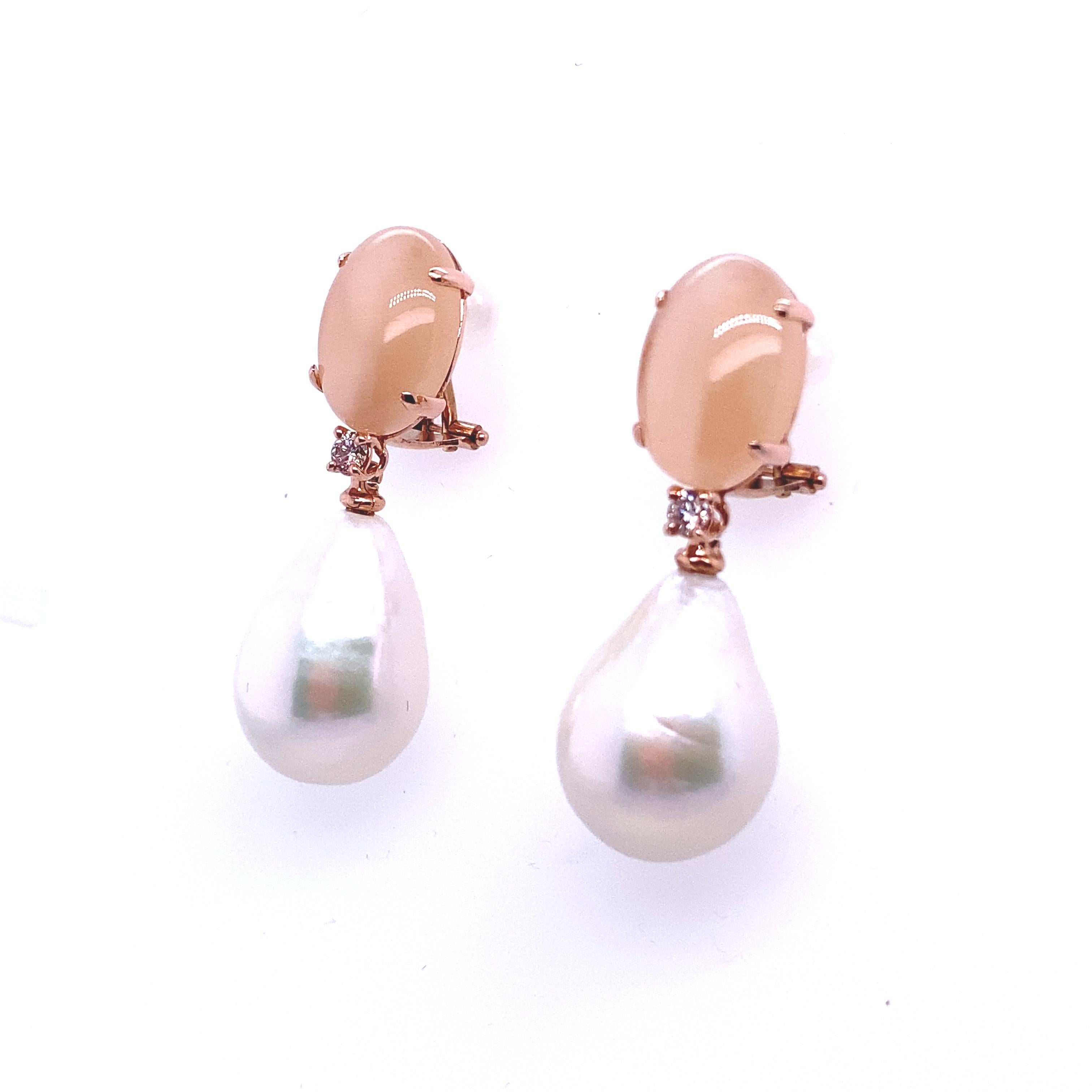 Rose Gold Earrings, Peachmoons, Pearl, 0.14K Diamonds In New Condition For Sale In Vannes, FR