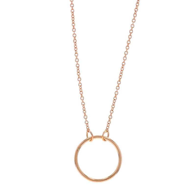 Contenuto del metallo: Oro rosa 14k

Stile della catena: Cavo
Stile della collana: Catena
Tipo di chiusura: Chiusura con anello a molla
Tema: Cerchio dell'Eternità, Amore

Misure

Articolo 1: Ciondolo attaccato
Diametro: 9/16