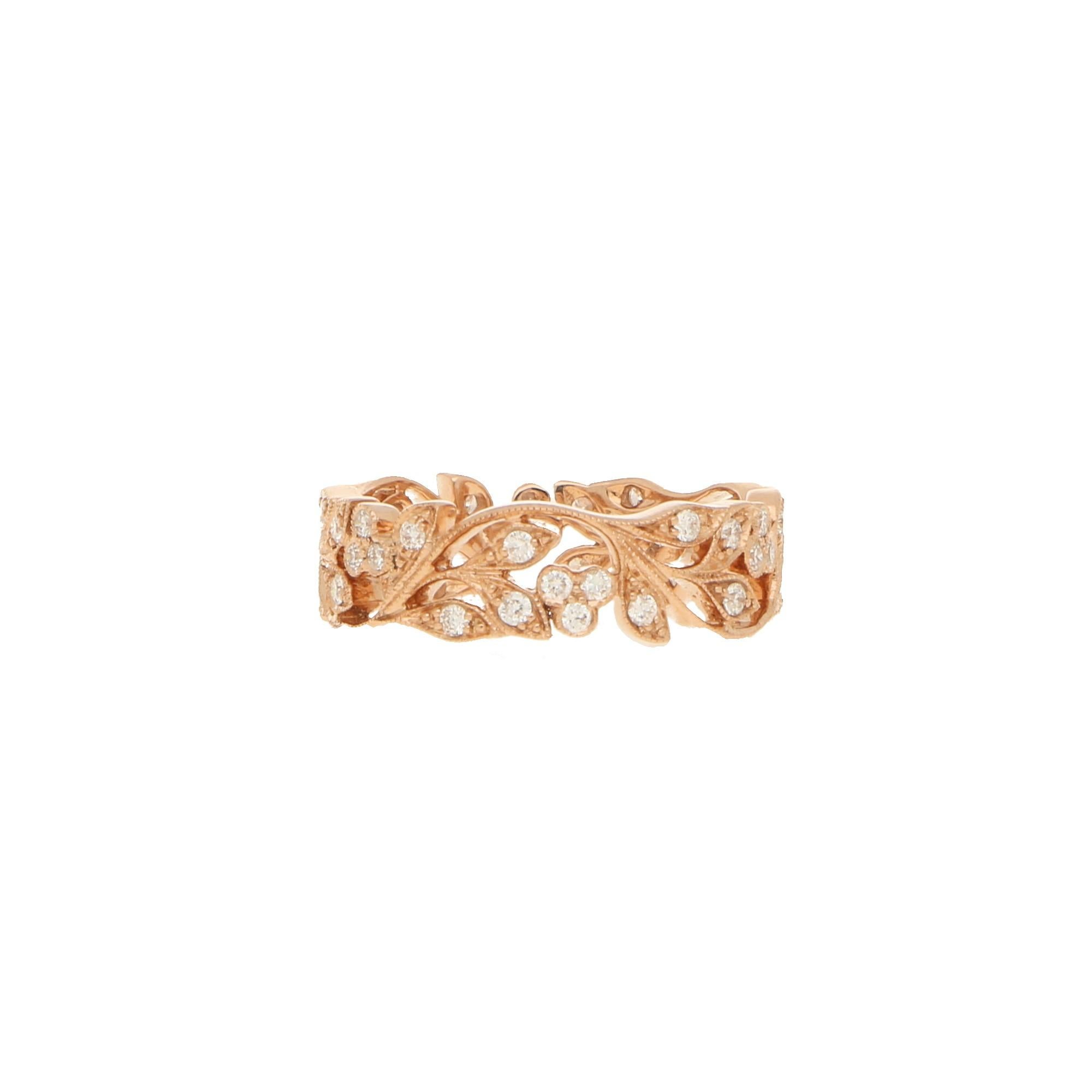 Rose Gold Floral Diamond Ring 0.53 Carat In New Condition For Sale In London, GB