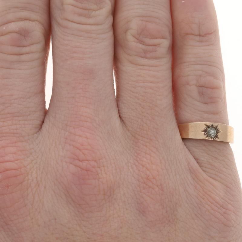Rose Gold Glass Edwardian Starburst Men's Ring - 14k Antique Solitaire SZ 6 1/2 In Excellent Condition For Sale In Greensboro, NC