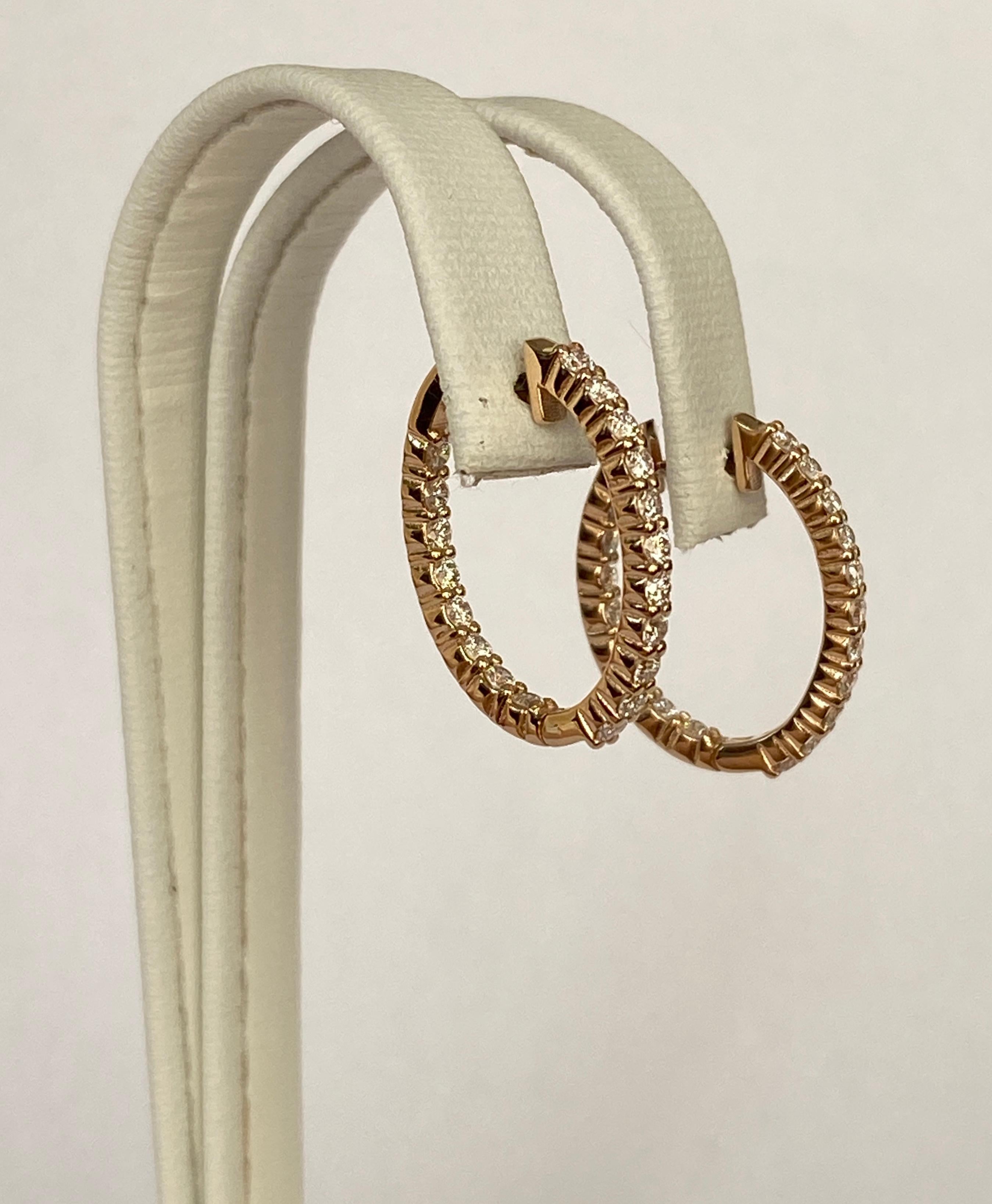 Rose 18 kt Gold Huggies Hoop 1.00 ct  Diamond Earrings For Sale 4