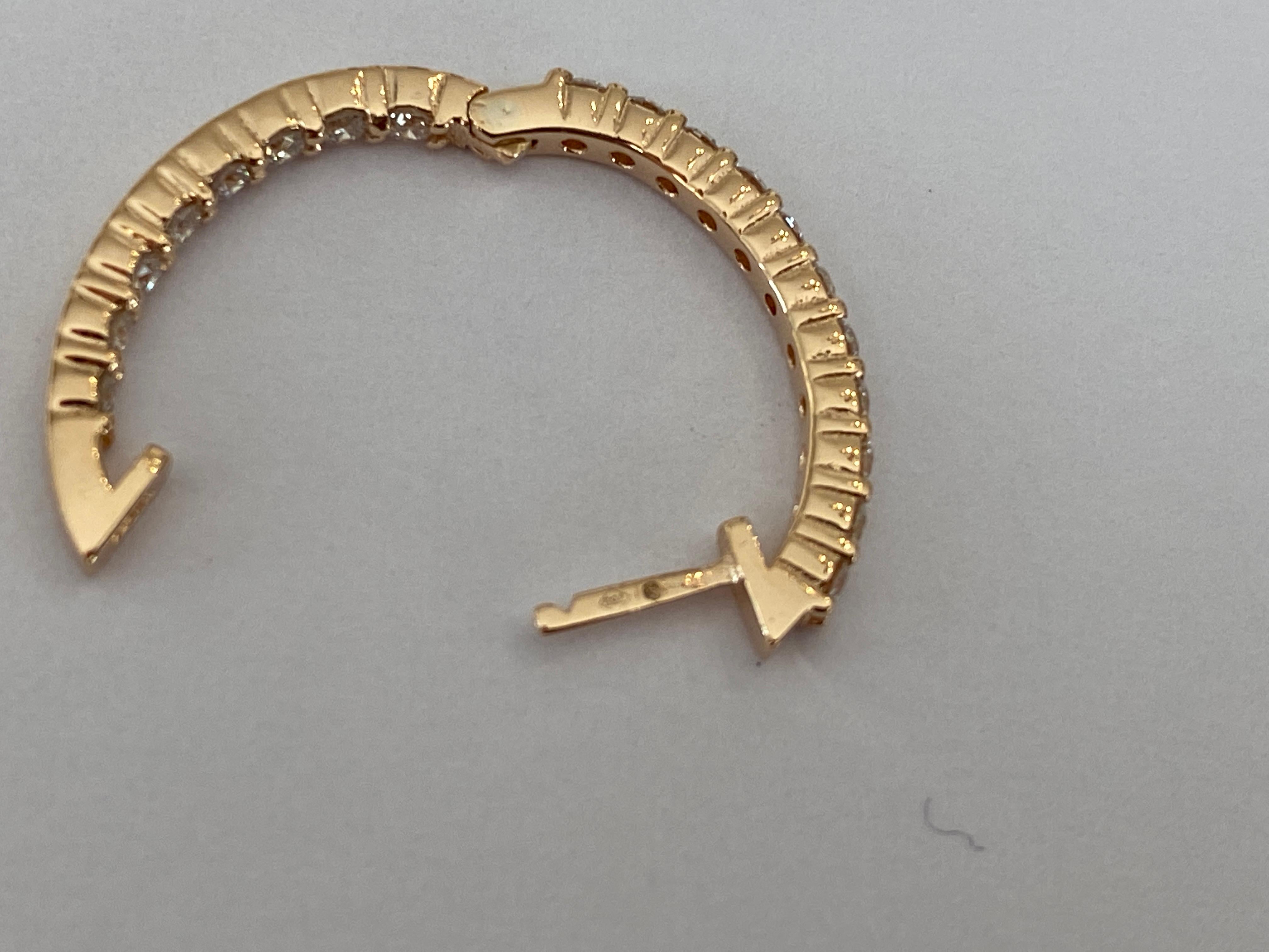 Rose 18 kt Gold Huggies Hoop 1.00 ct  Diamond Earrings For Sale 6
