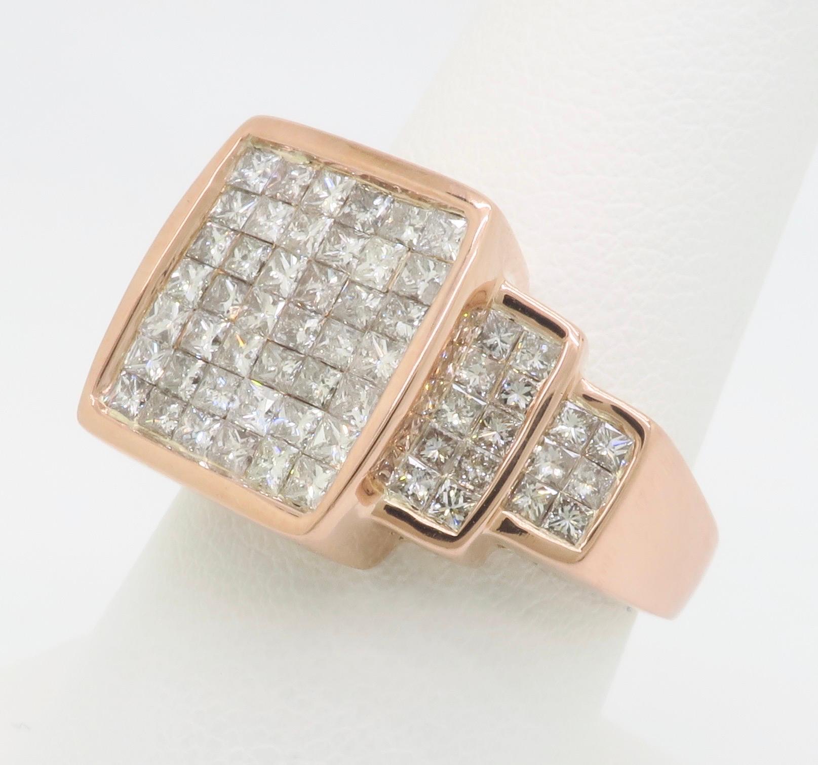 Bague en or rose à sertissage invisible de diamants taille princesse Unisexe en vente