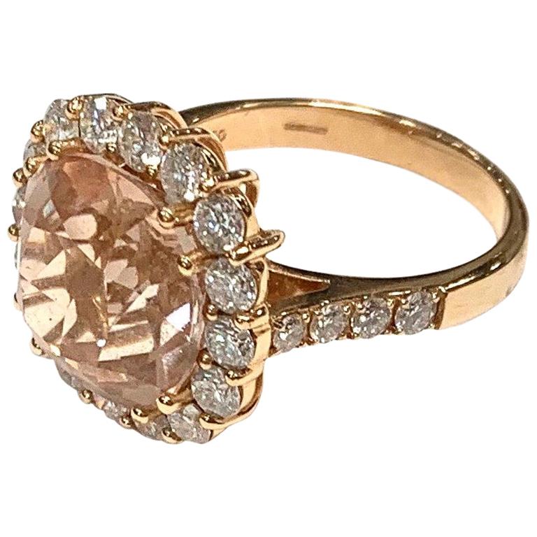 Rose Gold Morganite and Diamond Cluster Ring For Sale