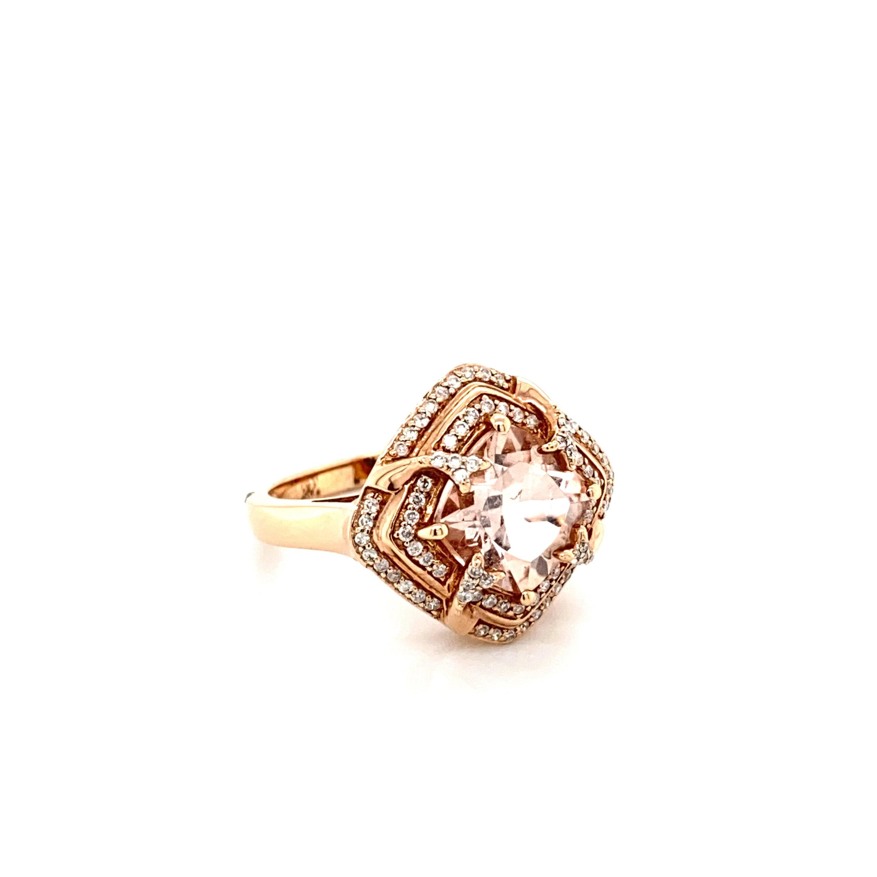 Contemporary Rose Gold Natural 2.89 Ct Cushion Morganite Diamond Luxurious Ring For Sale