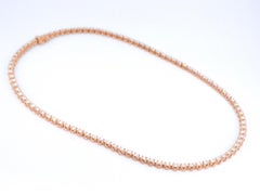 Collier en or rose avec 107 diamants taille brillant