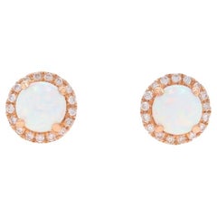Ohrstecker aus Roségold mit Opal und Diamant-Halo - 14k runder Cabochon .85ctw durchbohrt