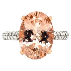Bague royale en or rose avec morganite ovale de 5,51 carats et diamants