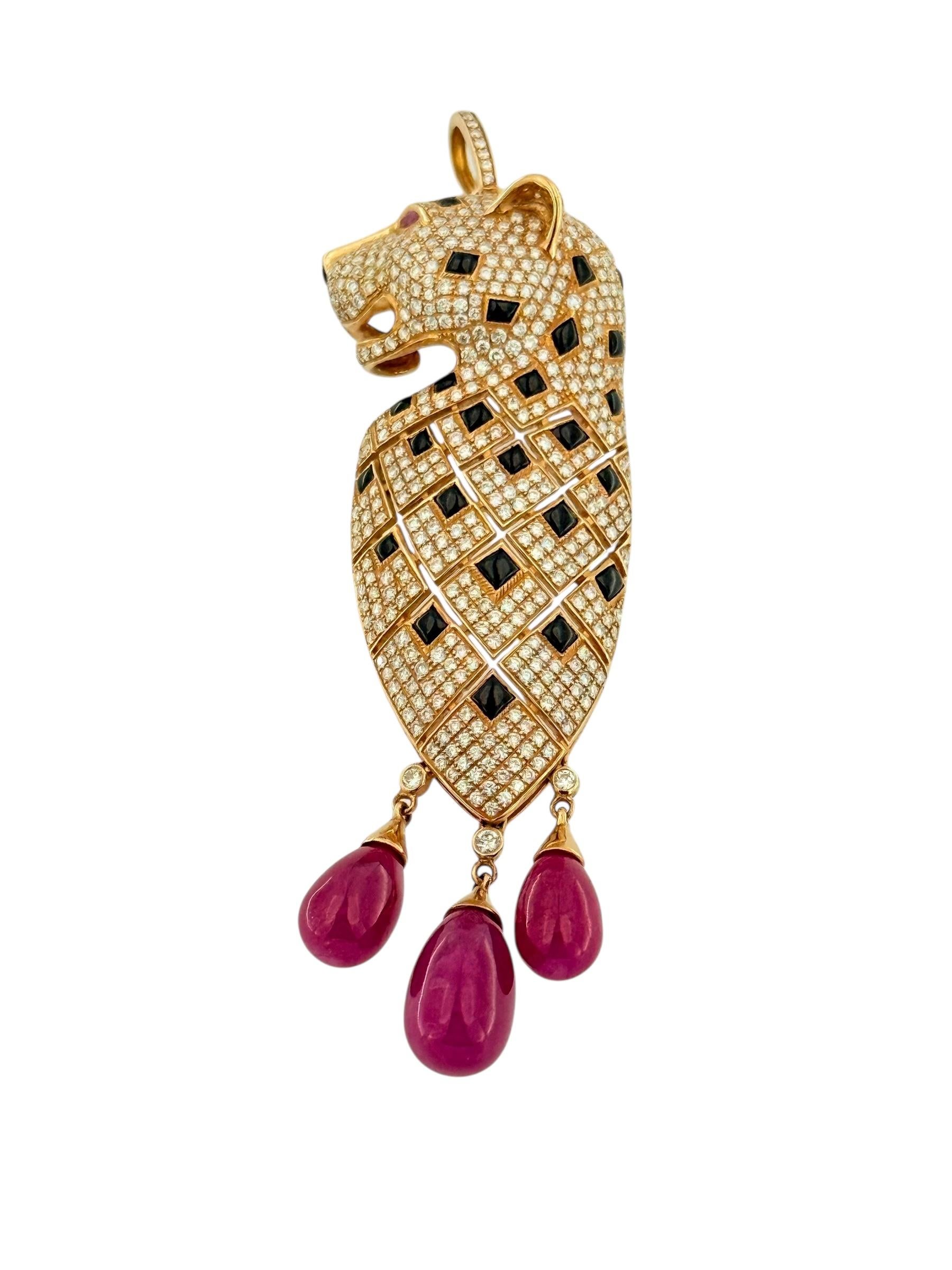 Rose Gold Panthere Pendant with Diamonds, Onyx and Rubies For Sale 4