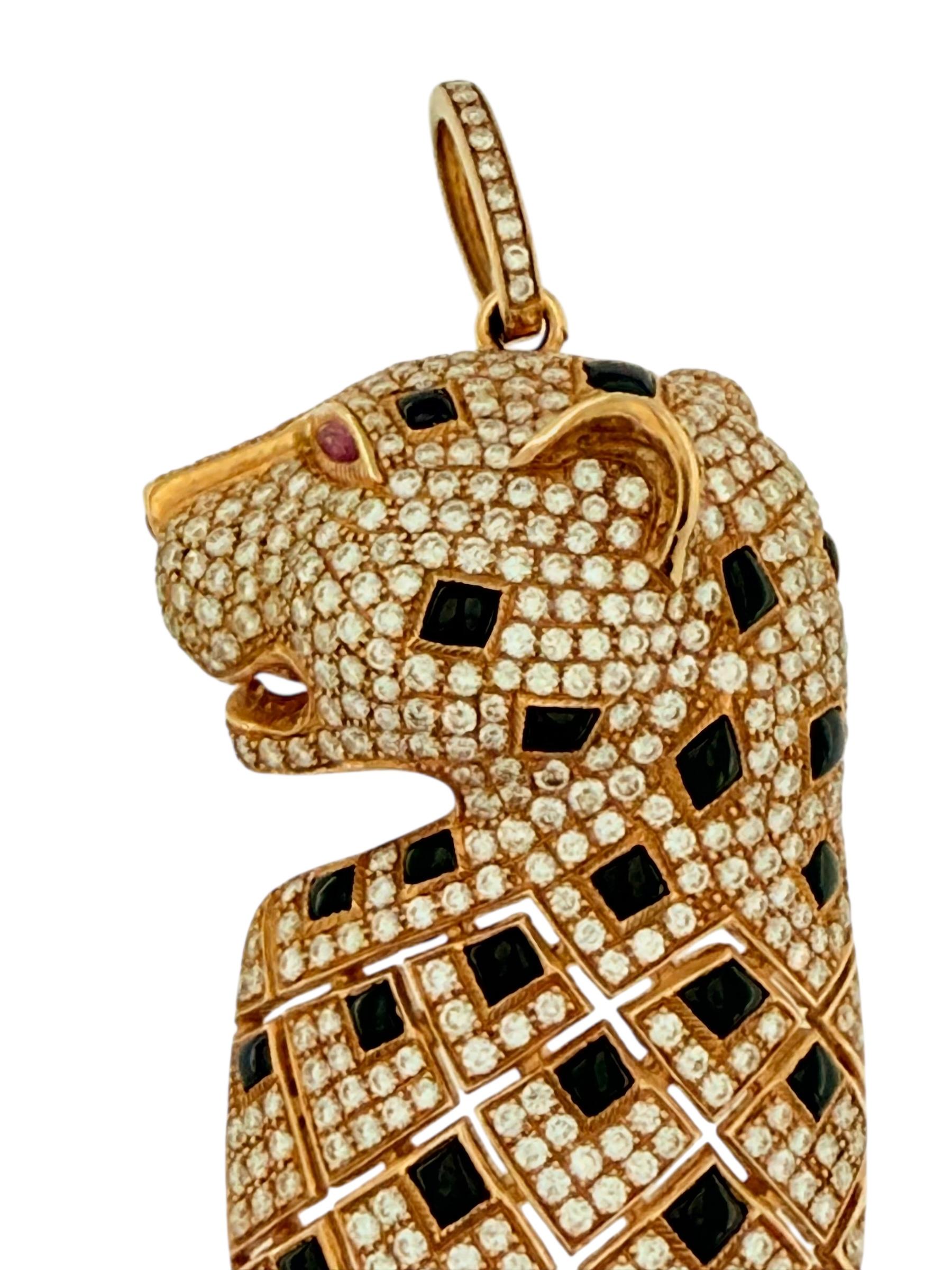 Rose Gold Panthere Pendant with Diamonds, Onyx and Rubies For Sale 2