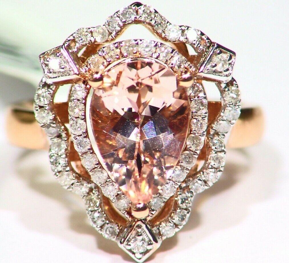 Contemporary Rose Gold Pear Shaped Natural 2.79 Ct Morganite Cocktail Ring For Sale